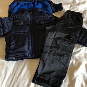 A bundle of waterproof 2T clothes EUC.